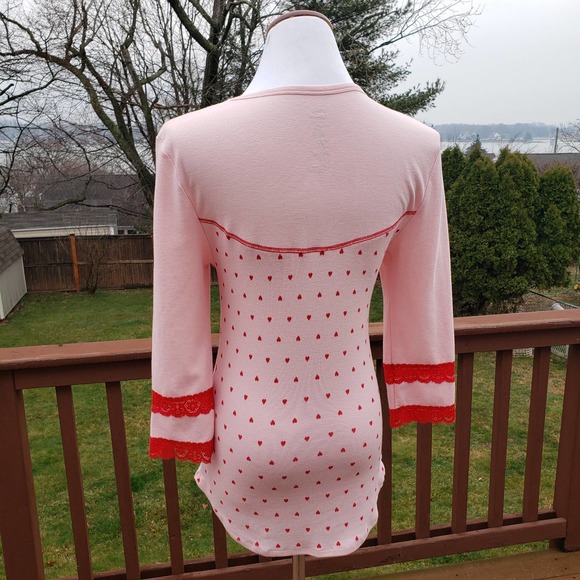 Lounge Sleep Top Pink Hearts Lace Intimates BETSY JOHNSON Sz M - Picture 10 of 12